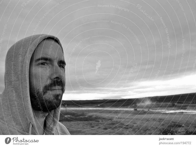 Major & Minor Freedom Man Face Facial hair 1 30 - 45 years Landscape Clouds Iceland Hooded jacket Beard Looking Far-off places Longing Relaxation Face of a man