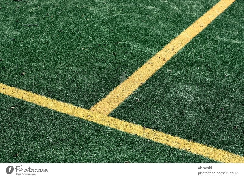 T(carpet) Sports Sporting event Success Loser Soccer Sporting Complex Football pitch Yellow Green Line Center line Artificial lawn Colour photo Multicoloured