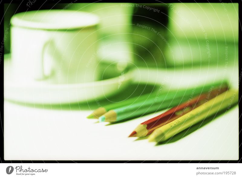 coffee break Coffee Espresso Cup Table Workplace Pen Write Green Red Conscientiously Calm Diligent Disciplined Colour photo Multicoloured Interior shot Deserted