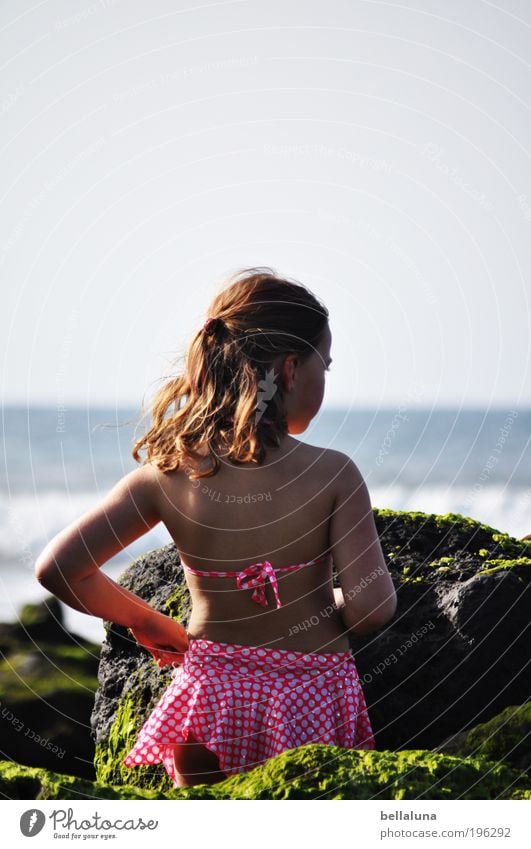 I love the sea! Human being Child Girl Infancy Life Skin Head Hair and hairstyles Back Arm 3 - 8 years Environment Nature Climate Weather Beautiful weather Wind