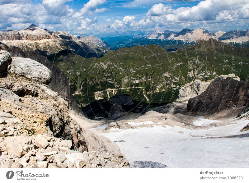 Snowfield and sunny view in the Dolomites Central perspective Deep depth of field Sunbeam Sunlight Light (Natural Phenomenon) Silhouette Contrast Shadow Day