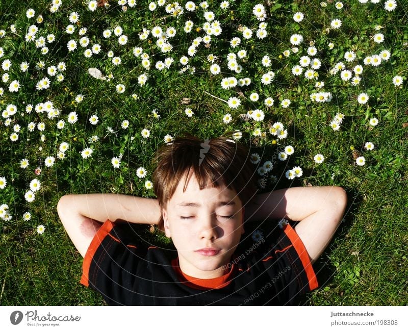 Have a Break Well-being Contentment Relaxation Calm Vacation & Travel Garden Child Human being Masculine Boy (child) Infancy Youth (Young adults) Head 1