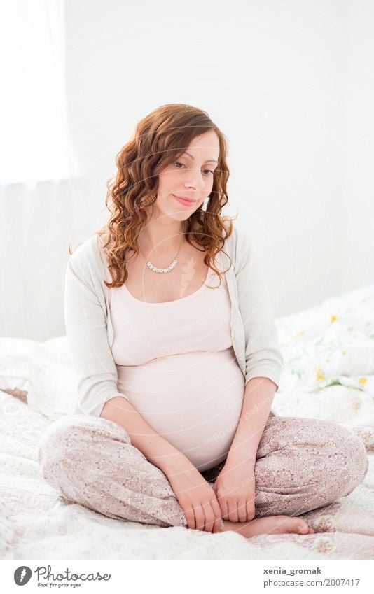 Pregnant woman, Pregnant woman, Baby belly, Baby Lifestyle Happy Beautiful Healthy Harmonious Well-being Contentment Relaxation Calm Meditation Mother's Day