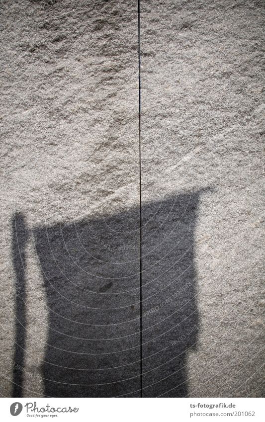 Granite I Bremen Wall (barrier) Wall (building) Tourist Attraction Landmark Sculpture Stone Line Flag Marble Monolith Shadow Dark Cold Dry Gray Flagpole Art