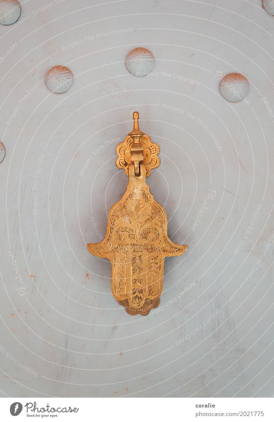 Fátima's hand Art Gold Islam Hand Craft (trade) Door Bell Morocco Moslem Religion and faith Protection Safety Flat (apartment) Symbolism Symbols and metaphors