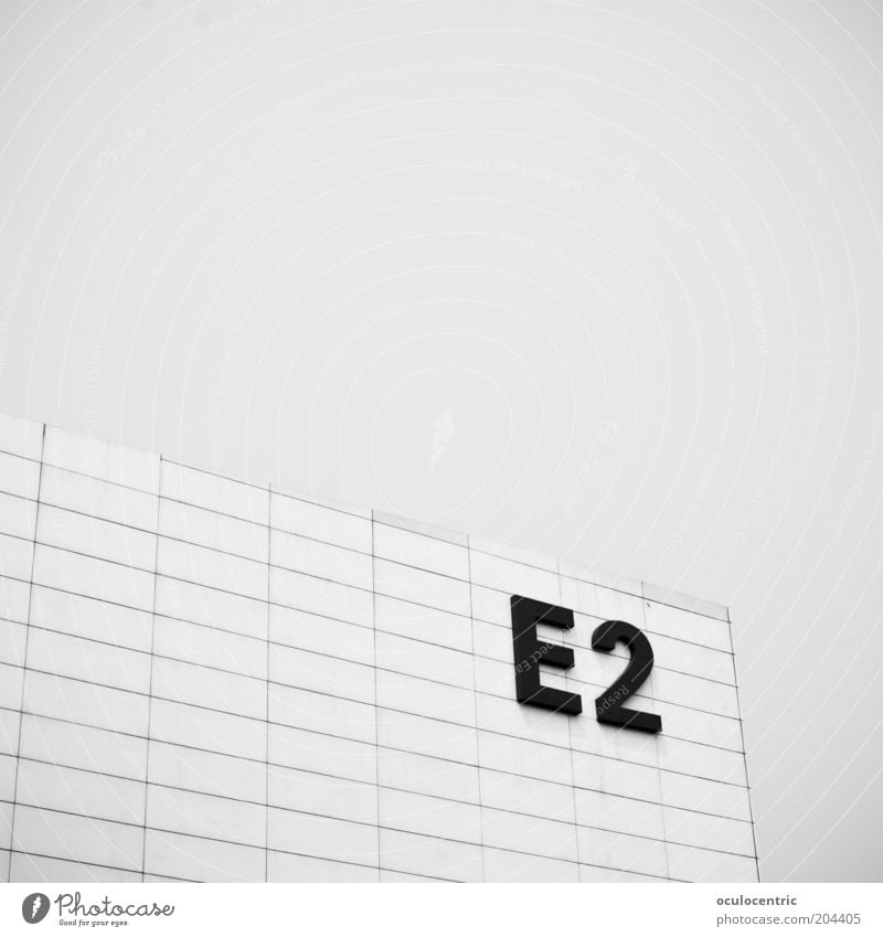 e² Architecture Old Sky Line Rectangle Simple Hall Gray Black & white photo Exterior shot Deserted Copy Space top Day Light Sunlight Exhibition hall Grid