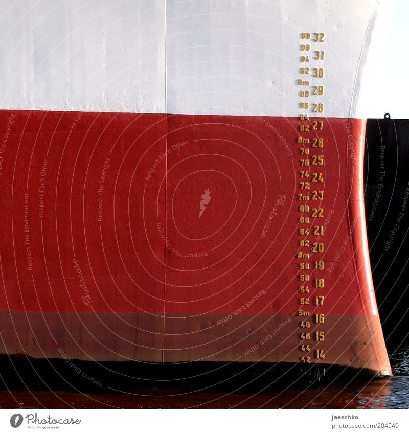 Three-Meter Sixty Navigation Cruise Passenger ship Cruise liner Digits and numbers Red Black White Scale Draft Water level Measure Jetty Dock Bow Ship's side