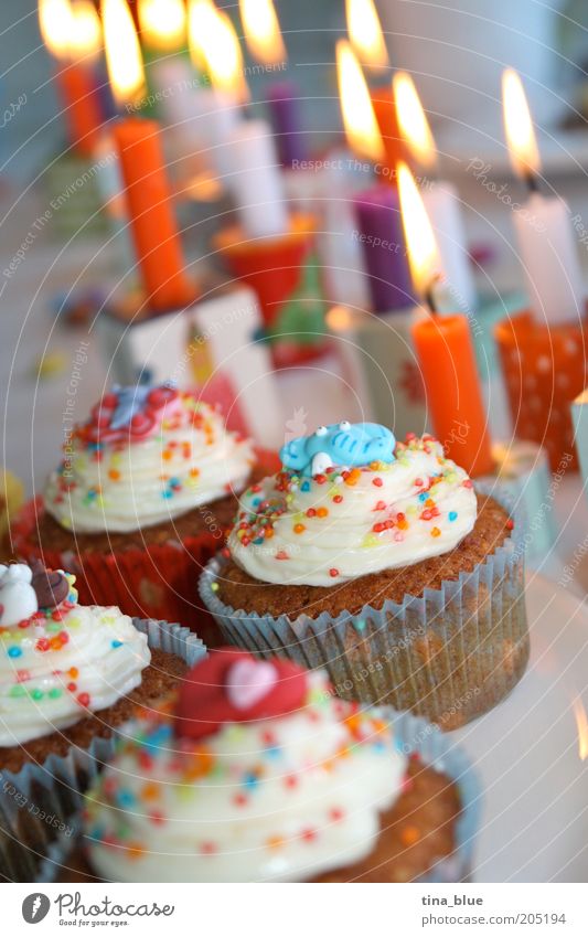 Children's birthday party1 Food Cake Candy Icing Decoration Muffin Nutrition To have a coffee Plate Joy Happy Childrens birthsday Birthday Feasts & Celebrations