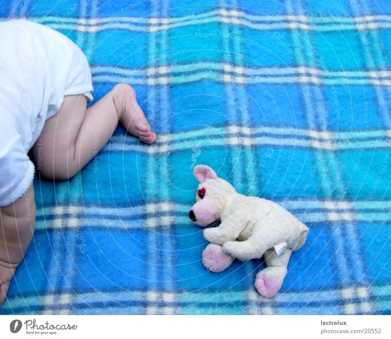 two-girls Child Baby Girl Teddy bear Human being ü Blanket