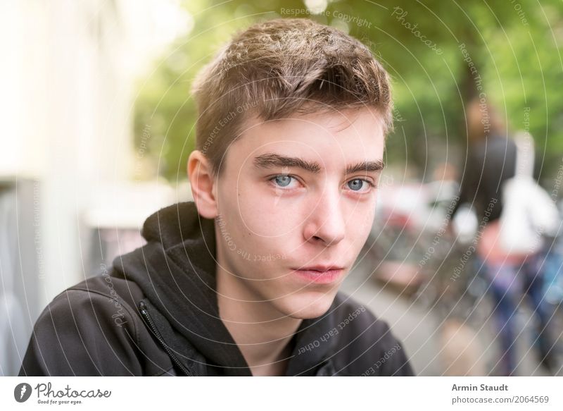 Portrait - Street Lifestyle Style Beautiful Senses Human being Masculine Young man Youth (Young adults) Face 1 13 - 18 years Tree Berlin Town Populated