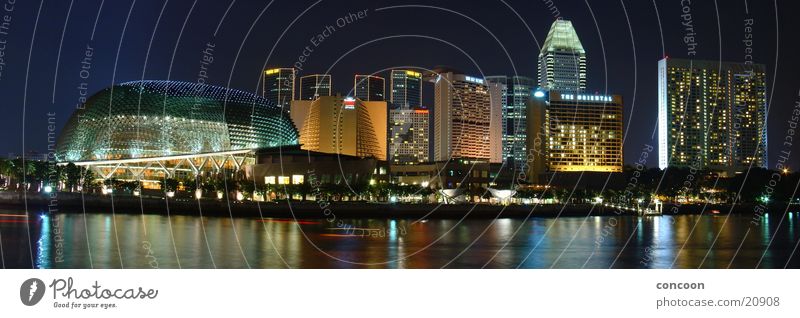 Uniquely Singapore Night Multicoloured Illuminate Los Angeles Skyline