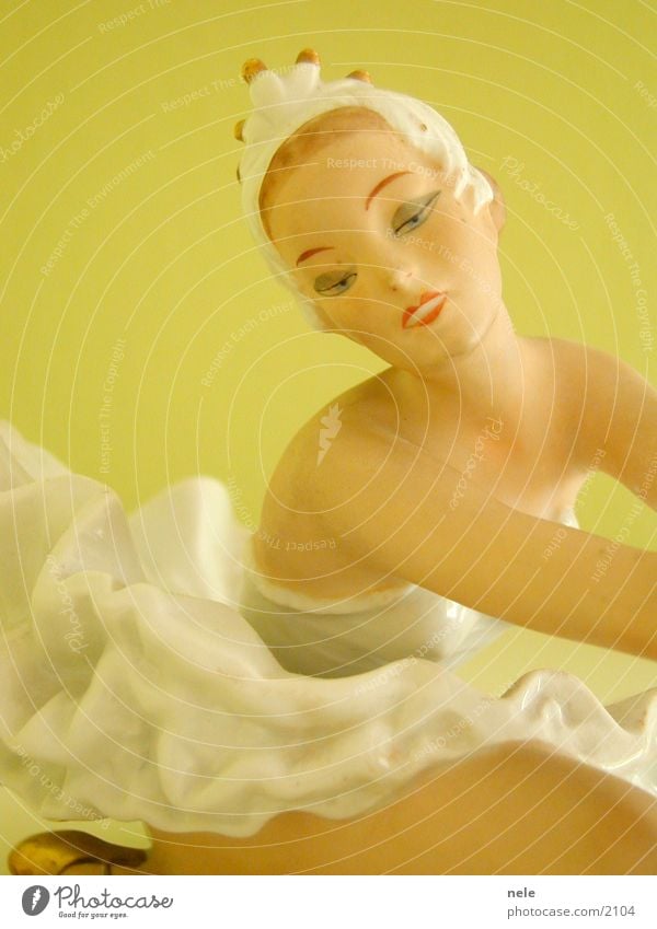 Ballerina01 Ballet Woman Posture Delicate Fragile Pastel tone Lips Crockery Dancer Doll Kitsch Decoration Face