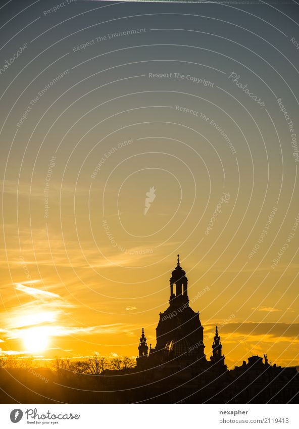 Silhouette Church of Our Lady Culture Sky Sun Sunrise Sunset Sunlight Beautiful weather Dresden Dome Tourist Attraction Landmark Monument Frauenkirche Observe