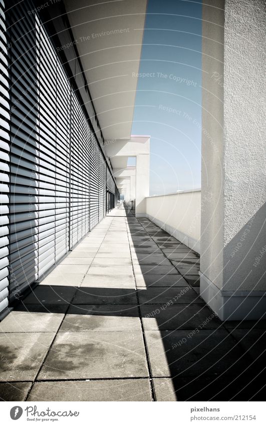 Balcony child Deluxe Deserted House (Residential Structure) Manmade structures Penthouse Wall (barrier) Wall (building) Facade Terrace Window Venetian blinds