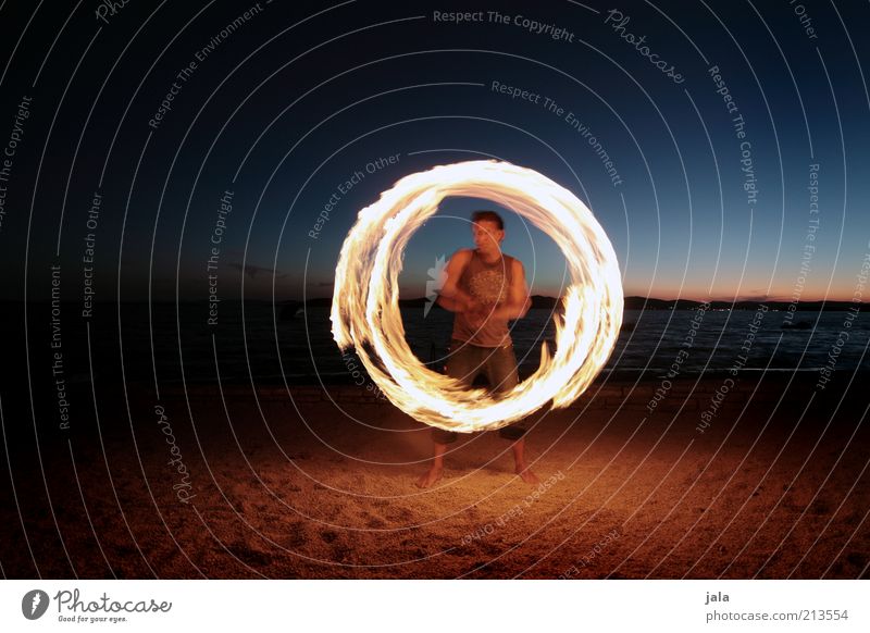 Ring of Fire Leisure and hobbies Playing Human being Masculine Man Adults 1 Sky Horizon Sunrise Sunset Beach Ocean Croatia Sign Movement Esthetic Circle