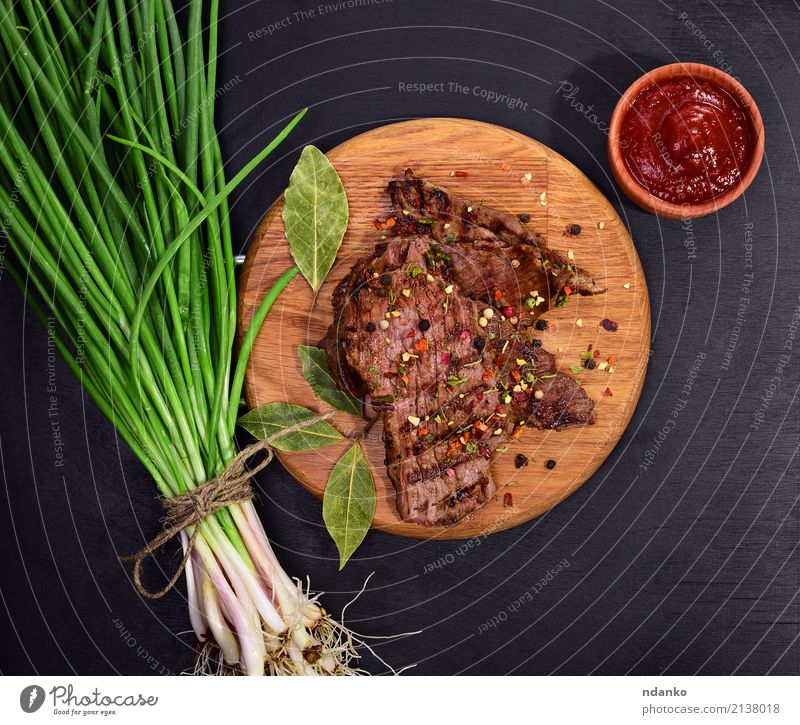 grilled piece of veal Meat Vegetable Herbs and spices Nutrition Lunch Dinner Table Kitchen Wood Eating Fresh Above Juicy Green Red Onion Dish Meal pepper Beef