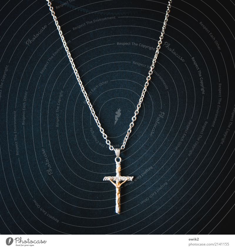 profession of faith Young man Youth (Young adults) Body Chest 30 - 45 years Adults Metal Sign Necklace Christian cross Crucifix Hang Carrying Simple Firm Small