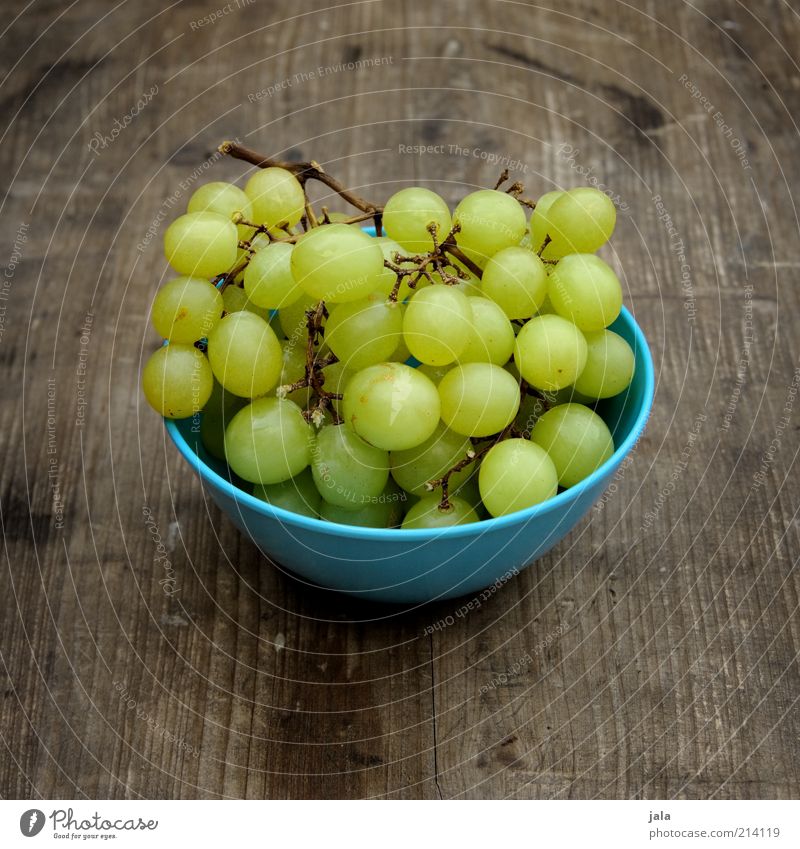 grapes Food Fruit Bunch of grapes Nutrition Organic produce Vegetarian diet Crockery Bowl Wood Healthy Delicious Sweet Brown Green Turquoise Vitamin