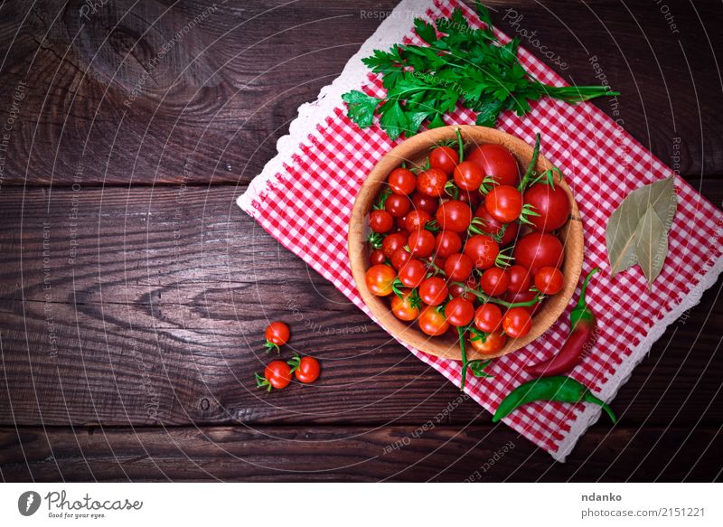 Fresh red cherry tomatoes Vegetable Vegetarian diet Diet Bowl Table Nature Wood Small Delicious Natural Above Red Tomato ripe agriculture Organic Top Cherry