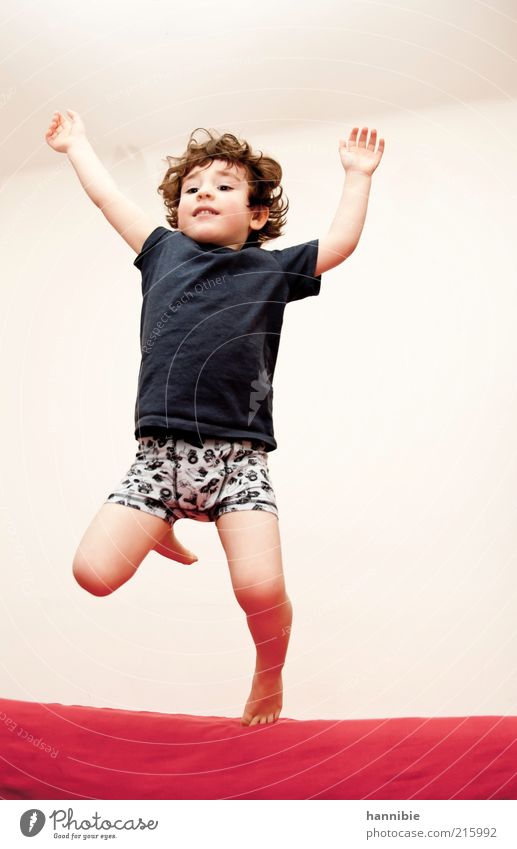 Jump! Human being Masculine Child Boy (child) 1 3 - 8 years Infancy T-shirt Underwear Curl Healthy Funny Wild Blue Red White Happiness Joie de vivre (Vitality)