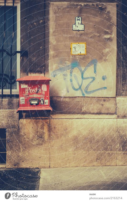 post office Lifestyle Vacation & Travel Tourism City trip Mail Culture Town Capital city Outskirts Old town Facade Mailbox Dirty Uniqueness Red Decline Past