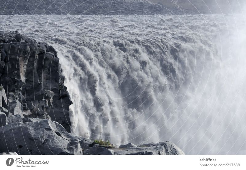 Water curtain producer Rock River bank Waterfall To fall Esthetic Threat Speed Flow Loud Thunder Steam Torrents of water Spectacle Force of nature