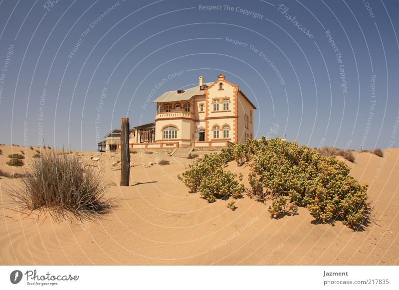 ghost town Sand Sky Beautiful weather Kohlmanskoop Deserted House (Residential Structure) Loneliness Colour photo Exterior shot Copy Space top Morning Drought