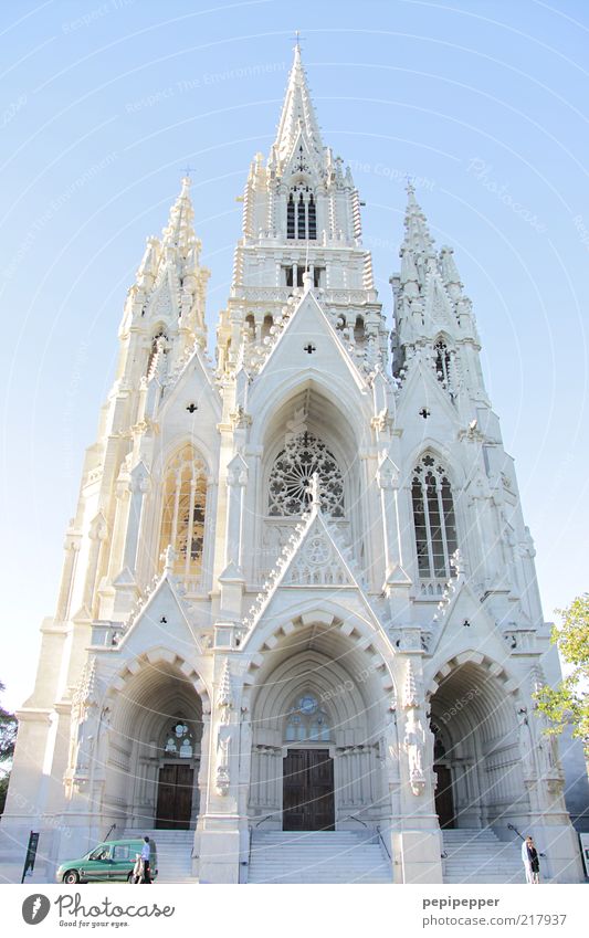 Church of Our Lady of Laeken in Brussels Wall (barrier) Wall (building) Stairs Facade Window Door Tourist Attraction Car Stone Glass Ornament Crucifix Historic