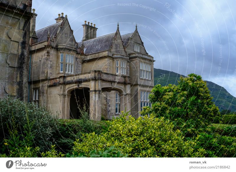 estate in Ireland Flat (apartment) Garden Nature Plant House (Residential Structure) Dream house Castle Manmade structures Building Architecture