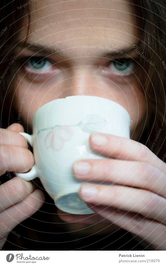 coffee break Human being Feminine Woman Adults Face Eyes Fingers 1 18 - 30 years Youth (Young adults) Observe Think To enjoy Looking Illuminate Dream Esthetic
