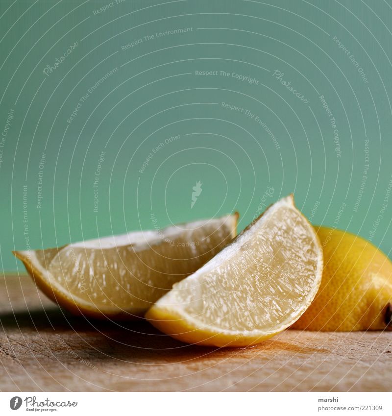 radioactive Food Fruit Nutrition Organic produce Sour Yellow Lemon Lemon yellow Slice of lemon Wooden board Juicy Citrus fruits Sense of taste Flavorsome