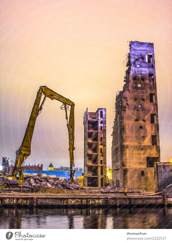 Ruins, demolition, excavator Construction site Construction machinery Berlin Downtown Berlin Town Capital city High-rise Palace Places Manmade structures