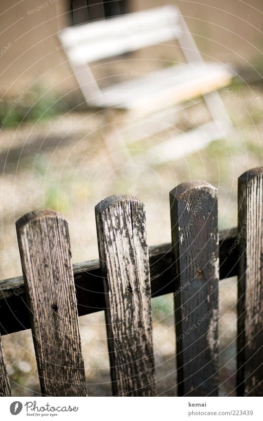 Over fence look Leisure and hobbies Bench Terrace Fence Fence post Wooden board lattice fence Wooden fence Old Authentic Bright White Weathered Flake off Cozy