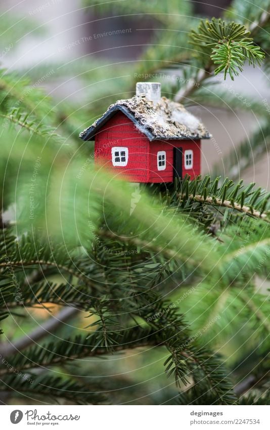 House miniature on fir tree Happy Winter Snow House (Residential Structure) Decoration Christmas & Advent Tree Bird Toys Authentic Small New Green Red White