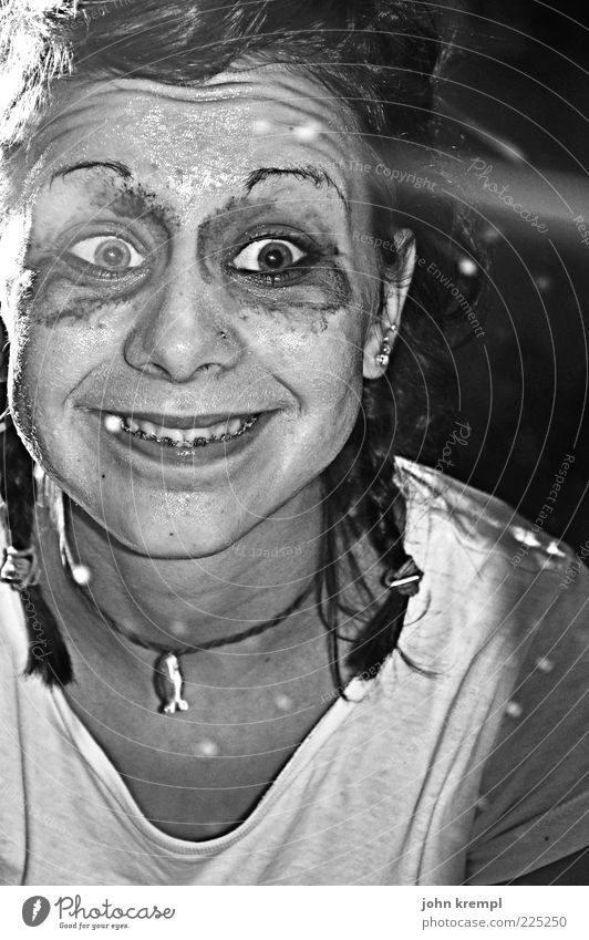 Nosferempl Head 1 Human being Cool (slang) Creepy Crazy Trashy Punk Mirror image Remove the make-up Make-up Eyes Braces Hallowe'en Freak Bizarre Madness