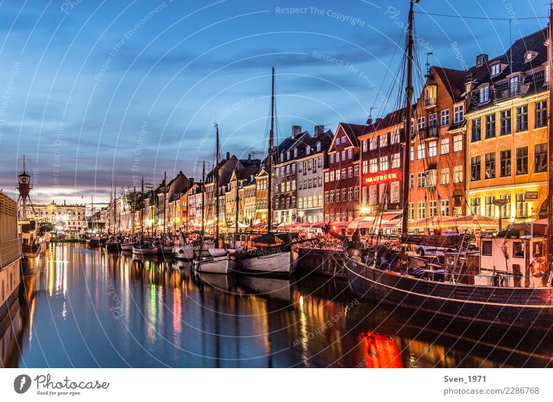 Nyhavn Copenhagen in the evening Vacation & Travel Tourism City trip Night life Sailing Sunrise Sunset Baltic Sea Denmark Europe Capital city Port City Harbour