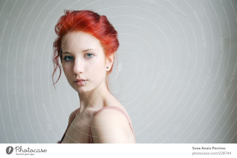 red. Elegant Style Feminine Young woman Youth (Young adults) Head 1 Human being 18 - 30 years Adults Hair and hairstyles Red-haired Exceptional Thin Beautiful