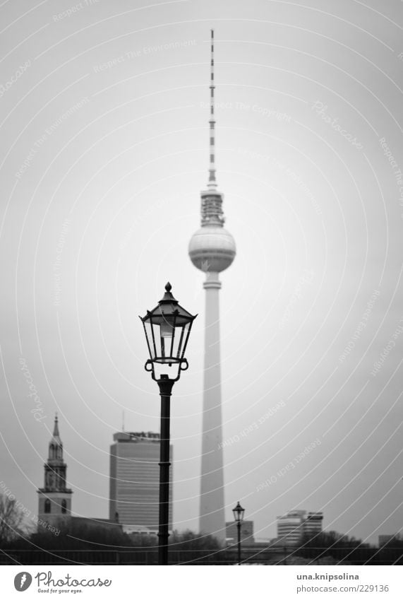 |||| Tourism Berlin Capital city High-rise Factory Tower Tourist Attraction Landmark Berlin TV Tower Stand Lantern Street lighting Point Town Parallel Skyline
