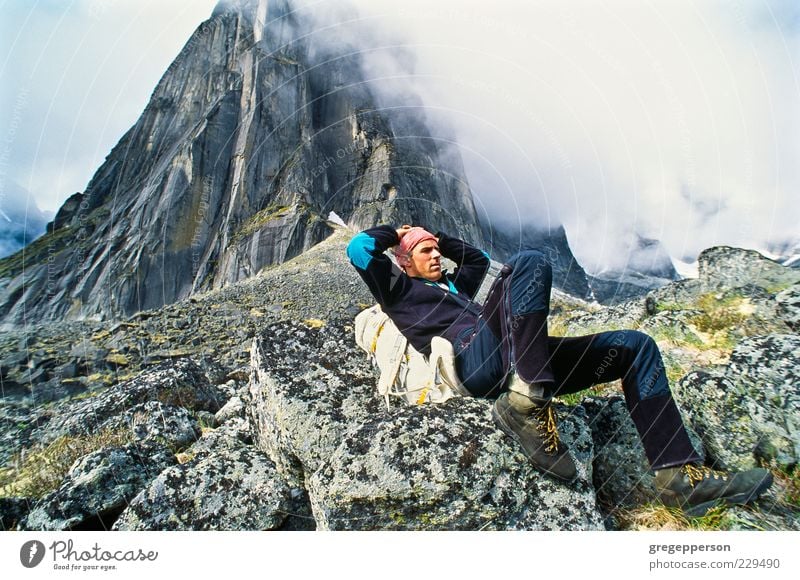 Backpacker resting. Adventure Mountain Hiking Sports Climbing Mountaineering 1 Human being 30 - 45 years Adults Peak Sit Athletic Bravery Self-confident