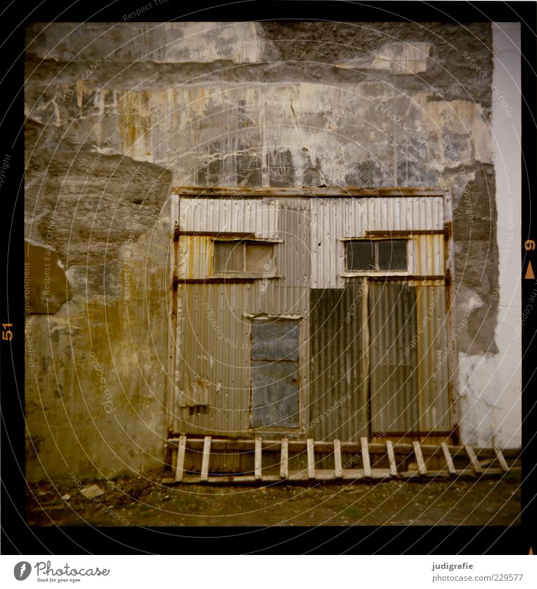Iceland Djúpavík House (Residential Structure) Factory Ruin Manmade structures Building Wall (barrier) Wall (building) Facade Door Old Trashy Decline Past
