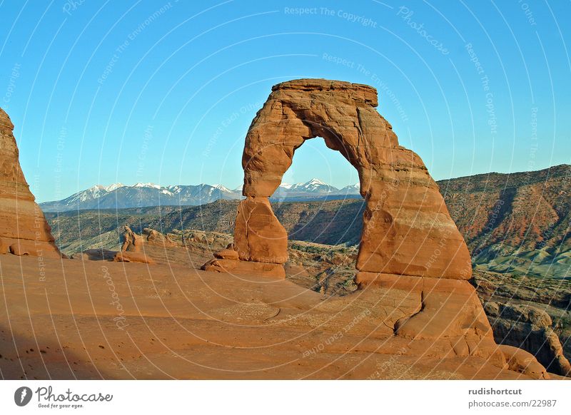 Delicate Arch Arches National Park Utah Dusk USA stone arch Rock arch Monumental Miracle of Nature Natural phenomenon Tourist Attraction Landmark Far-off places