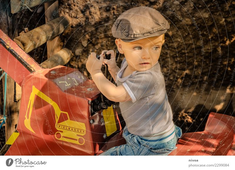 excavation hole Trip Adventure Construction site Machinery Human being Masculine Child Boy (child) 1 3 - 8 years Infancy Environment Nature Transport Excavator