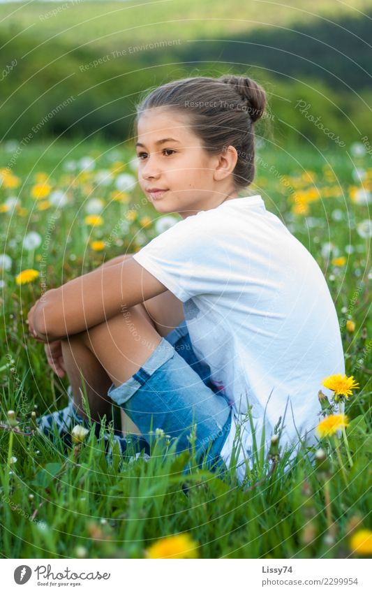 summer meadow Child Girl Infancy 1 Human being 8 - 13 years Nature Summer Flower Grass Dandelion Meadow Flower meadow T-shirt Jeans Observe Think Smiling Dream