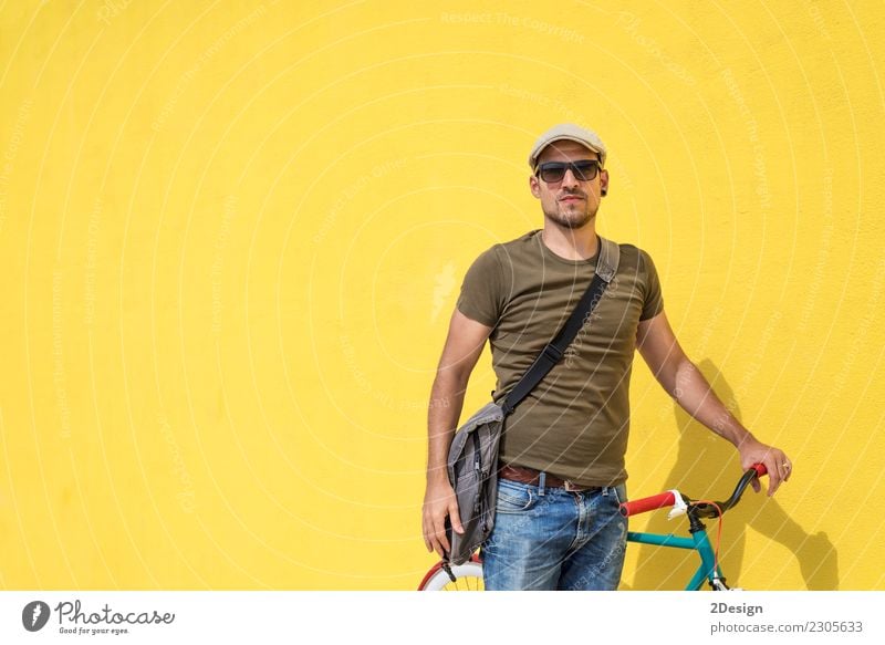 Man posing with his fixed gear bicycle wearing sunglasses Lifestyle Style Joy Happy Leisure and hobbies Vacation & Travel Cycling Human being Adults Environment
