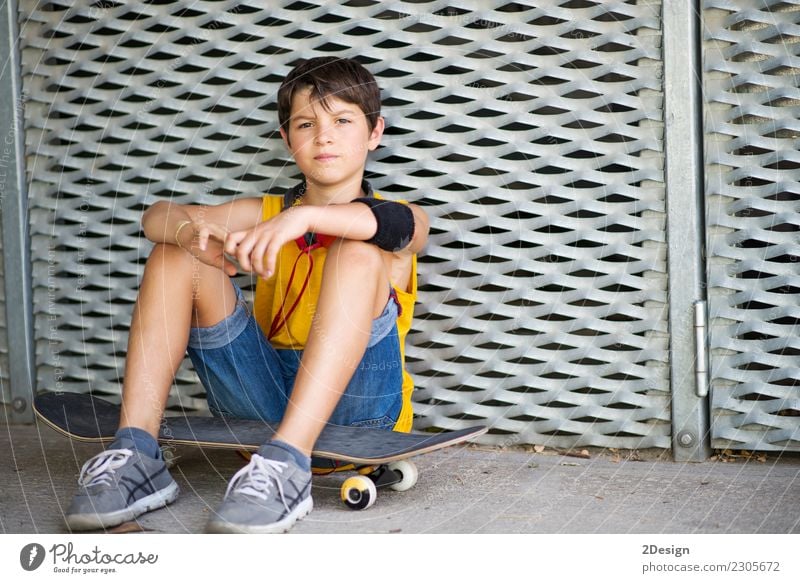 Casual dressed young teen skater outdoors portrait ( lifestyle ) Lifestyle Joy Relaxation Leisure and hobbies Summer Sports Child Human being Boy (child) Man
