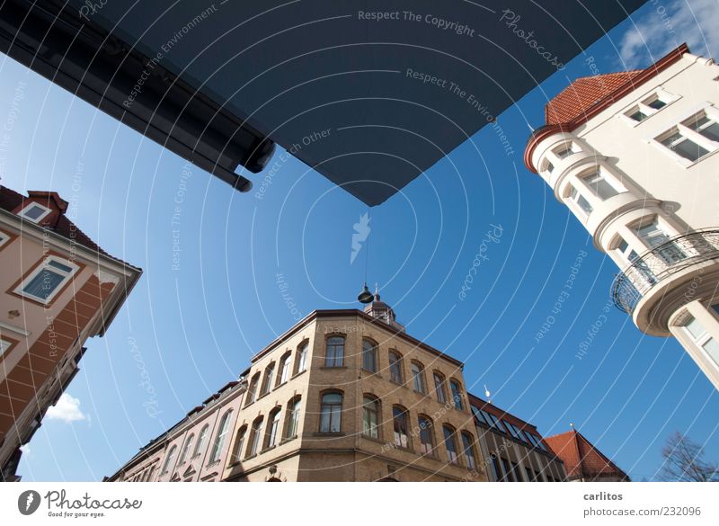 Göttingen Corners I Cloudless sky Beautiful weather Downtown Old town House (Residential Structure) Wall (barrier) Wall (building) Facade Window Esthetic