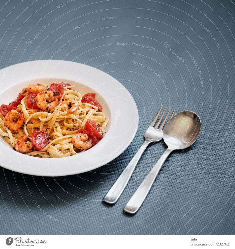 chilli prawn linguine Food Seafood Dough Baked goods Shrimps Tomato Nutrition Lunch Organic produce Slow food Italian Food Crockery Plate Cutlery Fork Spoon