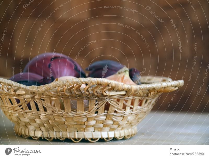 Onion red Food Vegetable Nutrition Organic produce Bowl Violet Red Basket Colour photo Interior shot Close-up Copy Space right Copy Space top