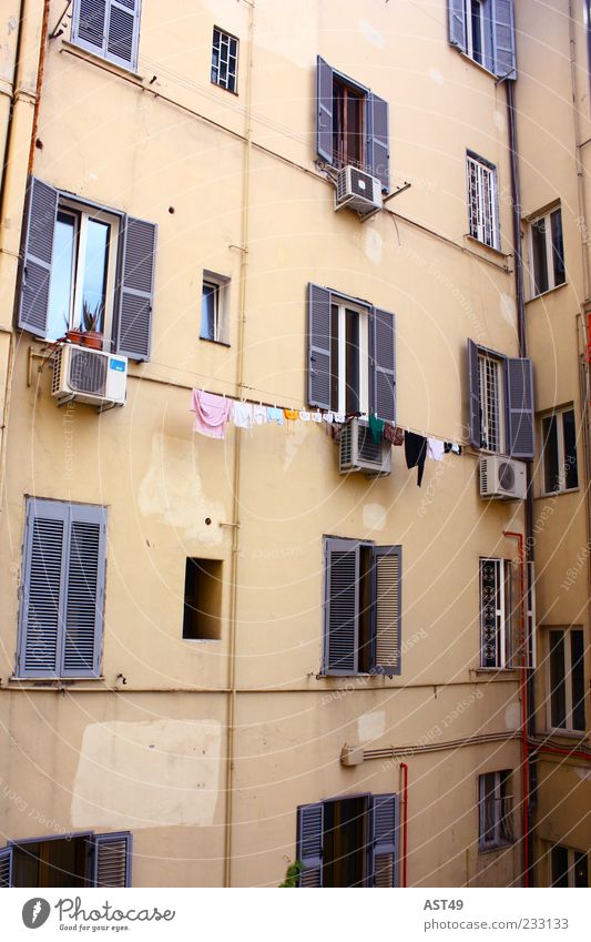 stereotype Vacation & Travel Tourism Italy House (Residential Structure) Rome Old town Building Architecture Wall (barrier) Wall (building) Facade Window