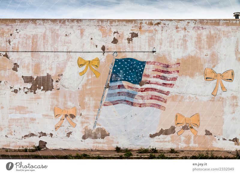 The facade is crumbling Art Work of art Painting and drawing (object) USA Americas North America California Ruin Building Wall (barrier) Wall (building) Facade
